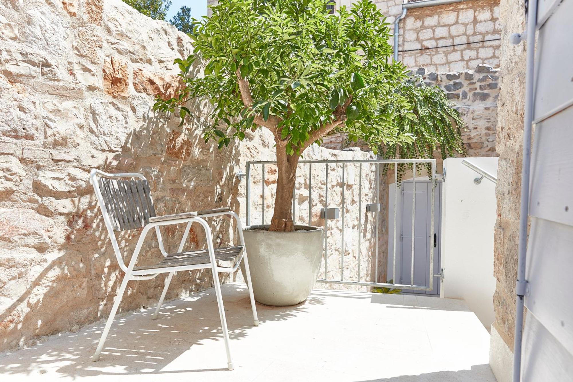Orange Tree House Βίλα Βις Εξωτερικό φωτογραφία